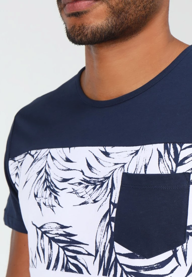 Pier One Hombre Camiseta Estampada - Navy/white 6 Pier One Hombre Camiseta Estampada - Navy/white - Imagen 4