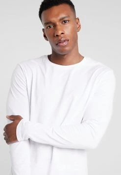 Pier One Hombre Camiseta De Manga Larga - White 11 Pier One Hombre Camiseta De Manga Larga - White -Ofertas Pier One Tienda 00e31f2a8cc042ef86cde261af6cd7e5