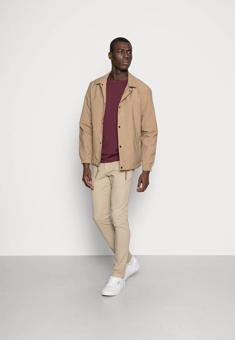 Pier One Hombre 2 PACK - Camiseta Básica - Bordeaux 3 Pier One Hombre 2 PACK - Camiseta Básica - Bordeaux