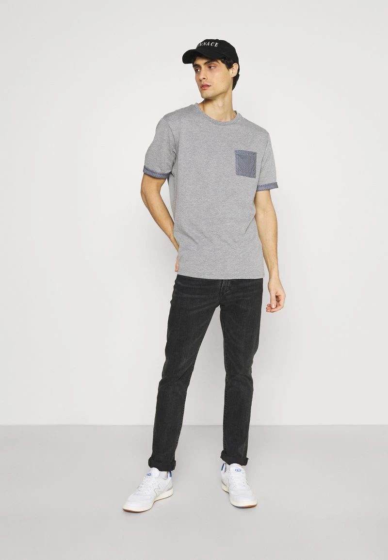 Pier One Camiseta Estampada - Mottled Grey, Hombre 4 Pier One Camiseta Estampada - Mottled Grey, Hombre - Imagen 2