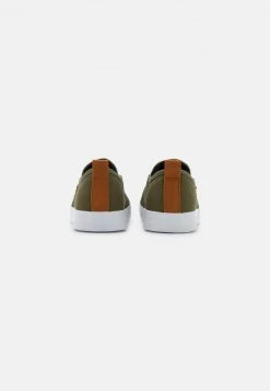 Pier One Unisexo UNISEX - Mocasines - Khaki -Ofertas Pier One Tienda 0ec91ba0b5e8472194d82dc62e0f238c