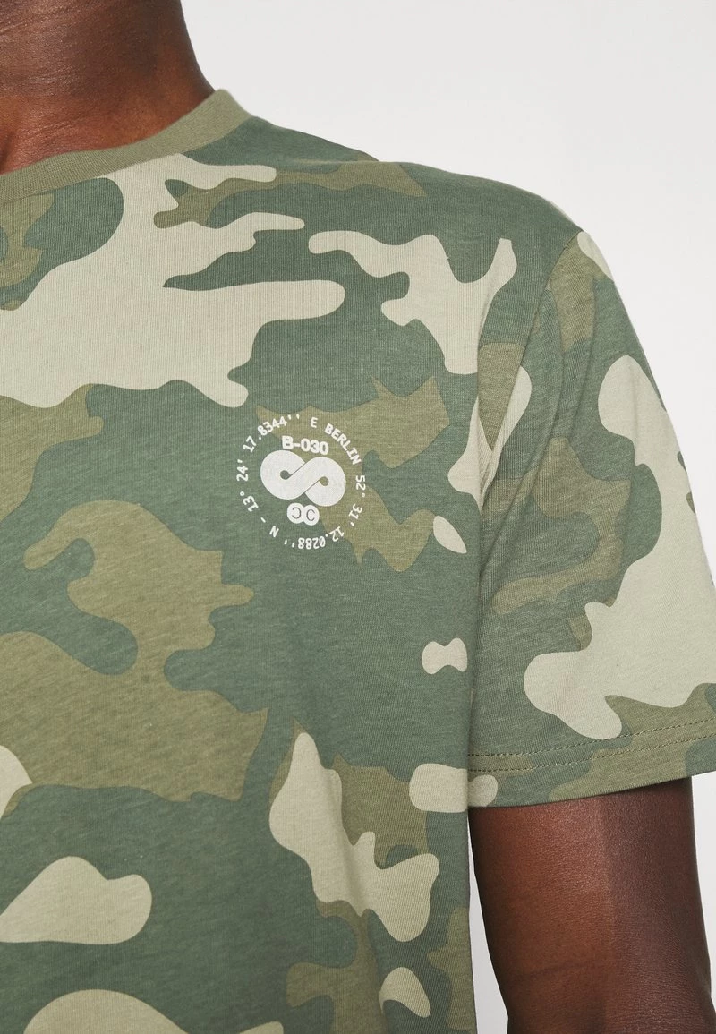 Pier One Hombre Camiseta Estampada - Dark Green 8 Pier One Hombre Camiseta Estampada - Dark Green - Imagen 6