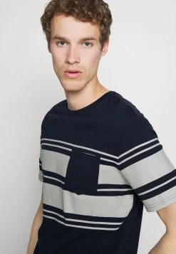 Pier One Hombre Camiseta Estampada - Dark Blue 12 Pier One Hombre Camiseta Estampada - Dark Blue -Ofertas Pier One Tienda 1e06dbc3be1641f0852926ed96e85bdb