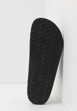 Pier One Hombre UNISEX - Pantuflas - Brown -Ofertas Pier One Tienda 23e143c048ee4fd8b5e22a3556ccfbfb