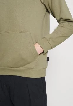 Pier One Hombre CORE SCRIPT - Sudadera - Green -Ofertas Pier One Tienda 26d939e490c54f3c8d85b47a2b3ccbfc