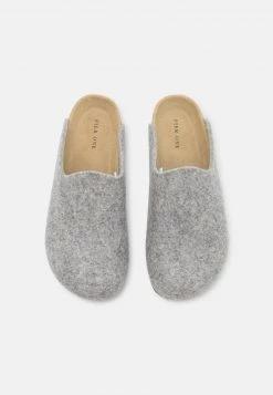 Pier One Unisexo UNISEX - Pantuflas - Grey 11 Pier One Unisexo UNISEX - Pantuflas - Grey -Ofertas Pier One Tienda 290dba9ef5ba495cbddda301ce701869