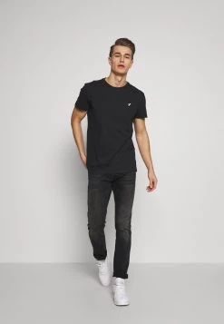 Pier One Hombre Camiseta Básica - Black -Ofertas Pier One Tienda 2bab25c9ae004387a0d6cc7bc5dca51a