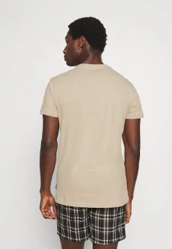 Pier One Hombre Camiseta Básica - Beige -Ofertas Pier One Tienda 2d454d6e6e9d44d68ce05db01a57b8ba