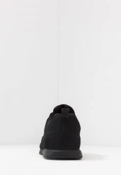 Pier One Unisexo UNISEX - Zapatillas - Black -Ofertas Pier One Tienda 32cd74c6a9f2435392756e14ba09138c