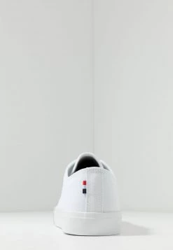 Pier One UNISEX - Zapatillas - White, Unisexo -Ofertas Pier One Tienda 334b69e2e2ca4b87851fc04483aca757