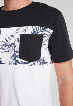 Pier One Hombre Camiseta Estampada - White/black -Ofertas Pier One Tienda 34a45c7575434a519b9c282c2f1bc420