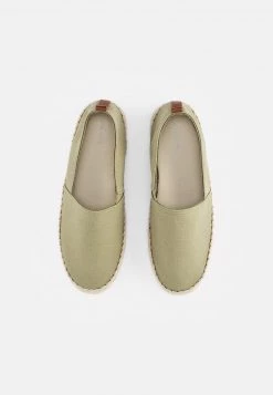 Pier One Unisexo RENA ESPADRILLE UNISEX - Alpargatas - Olive 11 Pier One Unisexo RENA ESPADRILLE UNISEX - Alpargatas - Olive -Ofertas Pier One Tienda 37f61750ec004994b62ae6ddcfad1a43