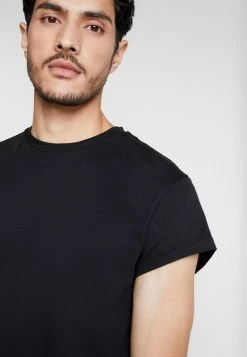 Pier One Hombre Camiseta Básica - Black 11 Pier One Hombre Camiseta Básica - Black -Ofertas Pier One Tienda 3848e81c19324792af8f94d650737d49