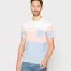 Pier One Hombre Camiseta Básica - Red -Ofertas Pier One Tienda 5a1d8a5ef63a4de186519865f01dc36f