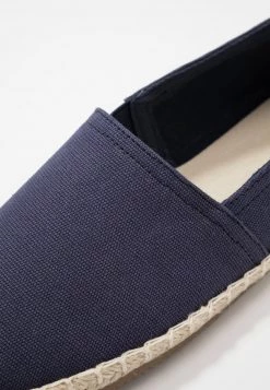 Pier One Unisexo RENA ESPADRILLE UNISEX - Alpargatas - Dark Blue 16 Pier One Unisexo RENA ESPADRILLE UNISEX - Alpargatas - Dark Blue -Ofertas Pier One Tienda 5b5278f27ce24e62847b53fd343586ca