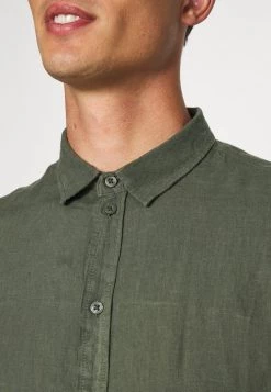 Pier One Camisa - Olive, Hombre 13 Pier One Camisa - Olive, Hombre -Ofertas Pier One Tienda 650ae81506c04f9e8343a2e9b001019a