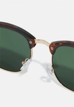 Pier One Unisexo UNISEX - Gafas De Sol - Brown/green 7 Pier One Unisexo UNISEX - Gafas De Sol - Brown/green -Ofertas Pier One Tienda 6a0705d3063348f9868f0150fadf01e8