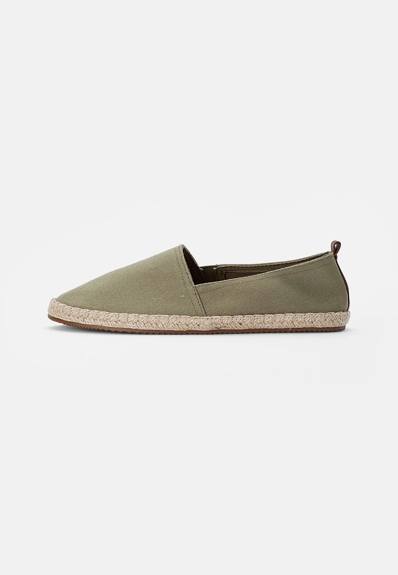 Pier One Unisexo RENA ESPADRILLE UNISEX - Alpargatas - Olive 3 Pier One Unisexo RENA ESPADRILLE UNISEX - Alpargatas - Olive