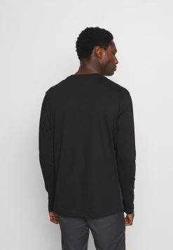 Pier One Hombre Camiseta De Manga Larga - Black 11 Pier One Hombre Camiseta De Manga Larga - Black -Ofertas Pier One Tienda 7b5aee334a9d4b2793b13718ac61bd29