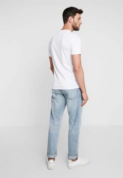 Pier One Camiseta Estampada - White, Hombre -Ofertas Pier One Tienda 7cc83d69c1694aca980b0ec0799a5513