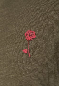 Pier One Unisexo Camiseta Estampada - Olive 11 Pier One Unisexo Camiseta Estampada - Olive -Ofertas Pier One Tienda 88d4858284124fa0873aafcc9acb70b1