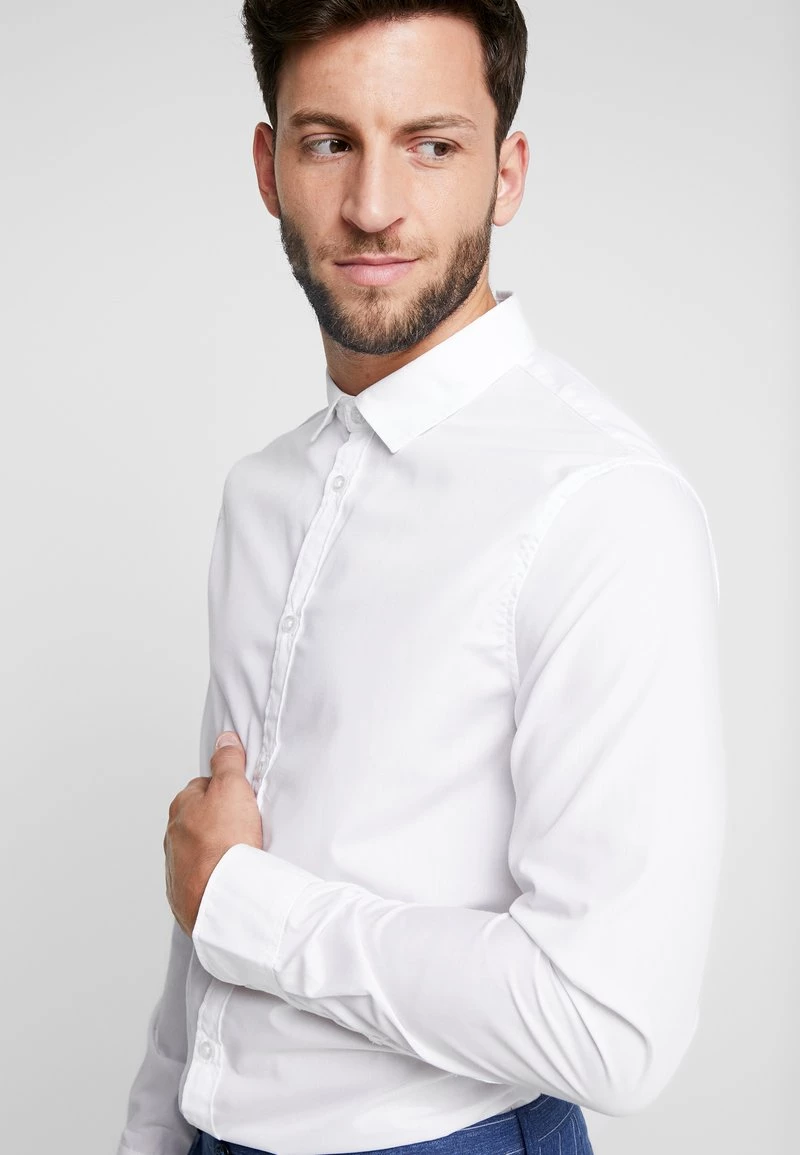 Pier One Hombre 2 PACK - Camisa Elegante - White 6 Pier One Hombre 2 PACK - Camisa Elegante - White - Imagen 4