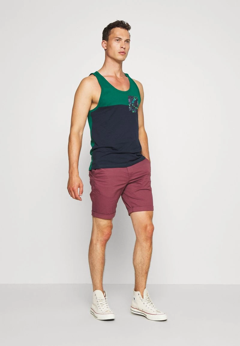 Pier One Hombre Top - Green 4 Pier One Hombre Top - Green - Imagen 2