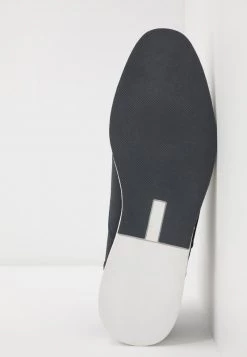 Pier One Hombre Zapatos Con Cordones - Dark Blue 12 Pier One Hombre Zapatos Con Cordones - Dark Blue -Ofertas Pier One Tienda 95ac841c7f5543e9908efa8219386f52