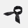 Pier One BANDANA UNISEX - Pañuelo - Black, Unisexo -Ofertas Pier One Tienda adad70d775d642238bb70734c2acf1d5