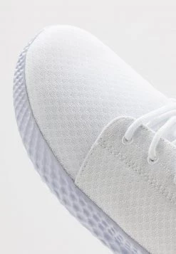 Pier One UNISEX - Zapatillas - White, Hombre -Ofertas Pier One Tienda ba2e7c225523435388d647643b485744