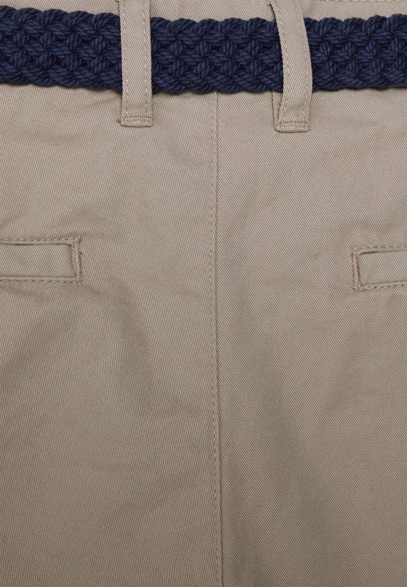 Pier One CHINOS WITH BELT - Shorts - Tan, Hombre 5 Pier One CHINOS WITH BELT - Shorts - Tan, Hombre - Imagen 3