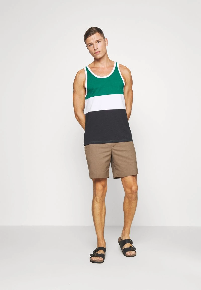 Pier One Hombre Top - Green 4 Pier One Hombre Top - Green - Imagen 2