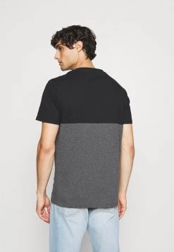 Pier One Hombre Camiseta Estampada - Black/grey -Ofertas Pier One Tienda c52452ea7e444ed68f7cf0243888c1c9