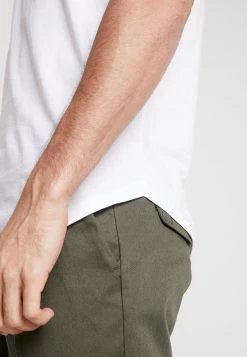 Pier One Hombre Camiseta Básica - White 11 Pier One Hombre Camiseta Básica - White -Ofertas Pier One Tienda c588fcf93f2c454283c2c1eb10de81ae