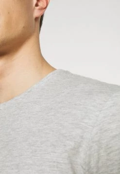 Pier One Hombre 3 PACK - Camiseta Básica - Black/grey/bordeaux -Ofertas Pier One Tienda cf2bf76acaa04ce7a9f485db3954ff6b