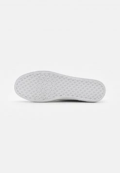 Pier One Unisexo UNISEX - Zapatillas Altas - White -Ofertas Pier One Tienda cf552143a4de4179a7e67652b5775a9d