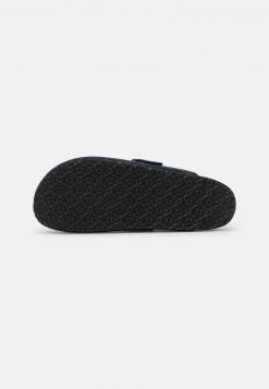 Pier One Unisexo UNISEX - Pantuflas - Dark Blue 12 Pier One Unisexo UNISEX - Pantuflas - Dark Blue -Ofertas Pier One Tienda dc926230d0194f2d9a05f1ba39435b5f