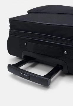 Pier One Unisexo UNISEX - Trolley - Black 12 Pier One Unisexo UNISEX - Trolley - Black -Ofertas Pier One Tienda e007489fce6d4f5184e2015c6f43911b