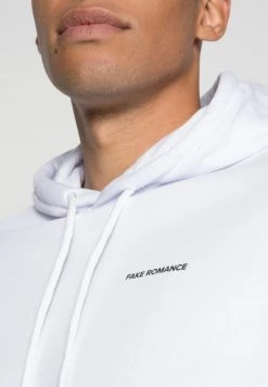 Pier One Unisexo UNISEX - Jersey Con Capucha - White -Ofertas Pier One Tienda e1cf43645c2f4c2abb15a271a17b4eff