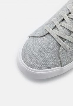 Pier One Unisexo UNISEX - Zapatillas - Light Grey 13 Pier One Unisexo UNISEX - Zapatillas - Light Grey -Ofertas Pier One Tienda e2a39add31d6492d9383fa5ba5c1fc6f