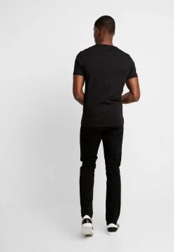 Pier One Hombre Camiseta Estampada - Black -Ofertas Pier One Tienda ee8af05e410f47e99a7bef60e25a11f8