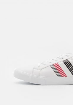 Pier One Unisexo UNISEX - Zapatillas - White 13 Pier One Unisexo UNISEX - Zapatillas - White -Ofertas Pier One Tienda eeba8656d40340bab070d7e2d908ec62