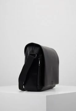 Pier One Hombre Bandolera - Black 12 Pier One Hombre Bandolera - Black -Ofertas Pier One Tienda f3a97f8095334be799fee0f3f2c1e5e0