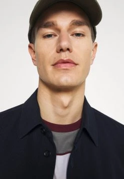 Pier One Hombre Camiseta Estampada - Grey/white/bordeaux -Ofertas Pier One Tienda f3f5d3cf052b4ed8acba2ada46fd6807