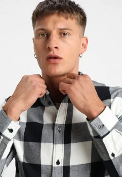 Pier One Hombre Camisa - Black/white 11 Pier One Hombre Camisa - Black/white -Ofertas Pier One Tienda f53db08a39734cb0a9045c08ab5cf6e6