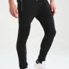 Pier One Hombre BIKER JOGGER - Pantalones Deportivos - Black -Ofertas Pier One Tienda f631af0b066c4c418b43e4e434136360