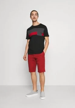 Pier One Hombre Camiseta Básica - Black -Ofertas Pier One Tienda f96ac1e4ff3b4f93a37e6b0b2b819074