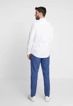 Pier One Hombre 2 PACK - Camisa Elegante - White 10 Pier One Hombre 2 PACK - Camisa Elegante - White -Ofertas Pier One Tienda fe3882eaf28b48838ea76cbb4b0ad904